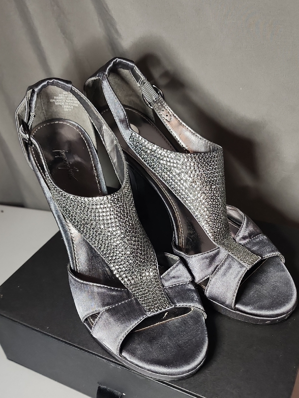 Jacqueline Ferrar Silver Crystal T-Strap Evening Heels
